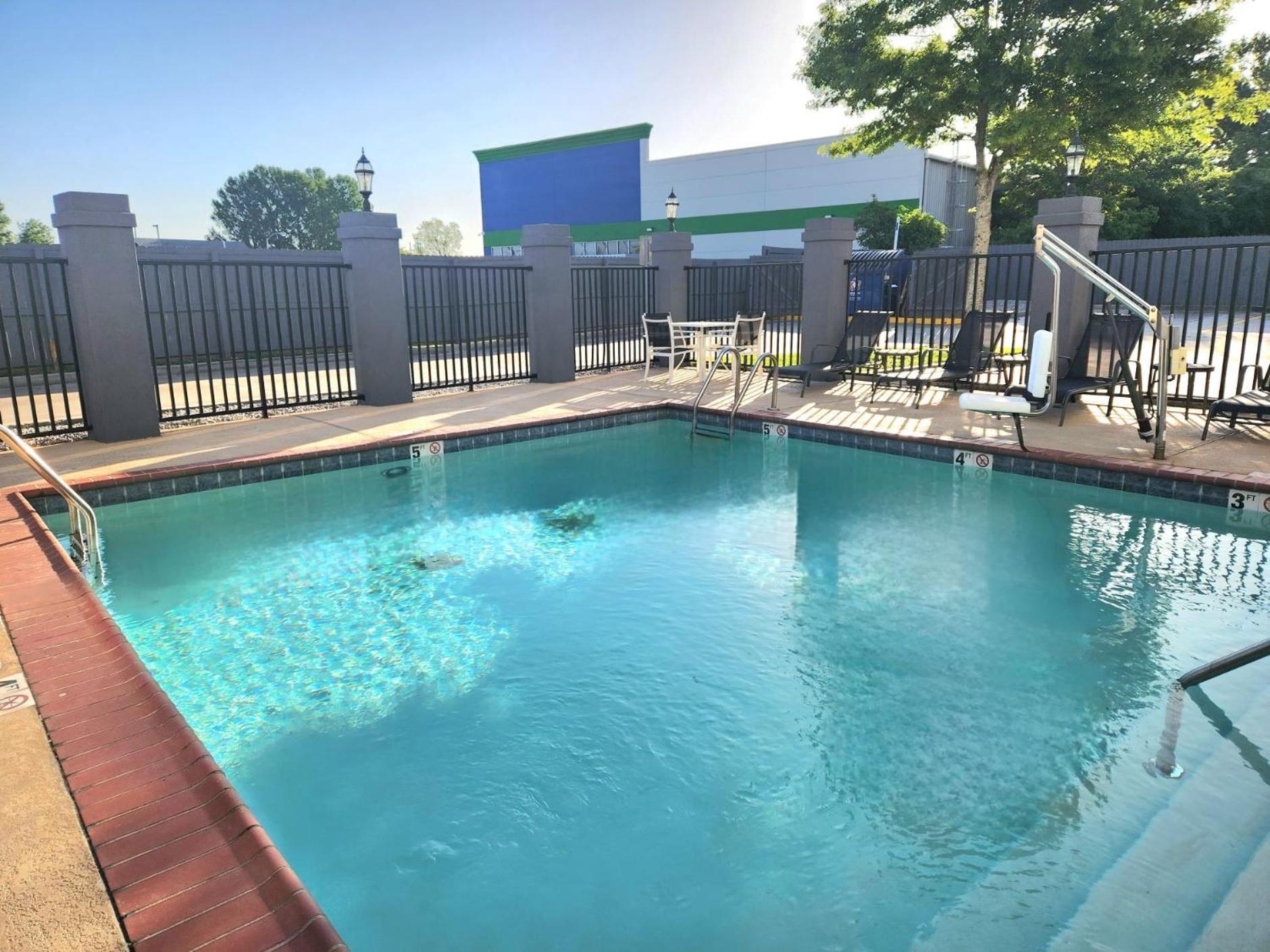 Days Inn By Wyndham Baton Rouge I-10 Prairieville Exterior foto